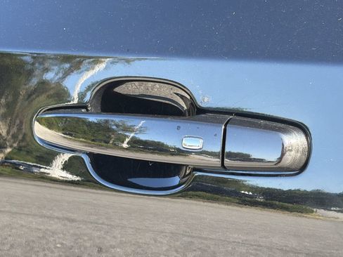 Used 2024 GMC Terrain SLE FWD image 31