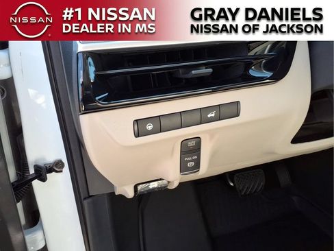 New 2026 Nissan Murano SL AWD/4WD image 13