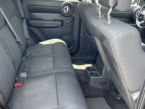 Used 2011 Dodge Nitro Heat RWD image 13