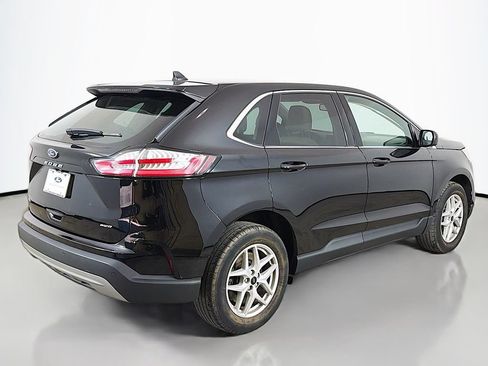 Certified 2023 Ford Edge SEL w/ Convenience Package AWD/4WD image 9