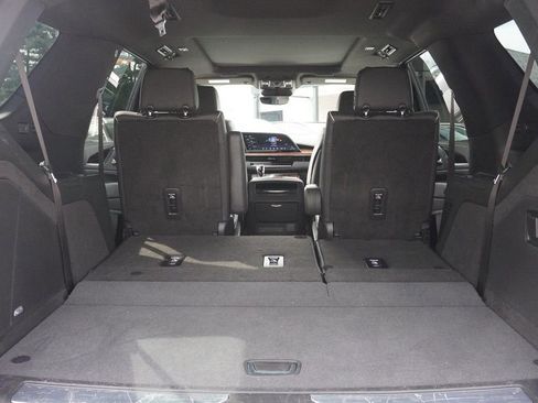 Used 2023 Cadillac Escalade Premium Luxury w/ LPO, Floor Liner Package AWD/4WD image 27