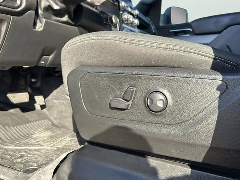 Used 2025 RAM 1500 Lone Star image 11