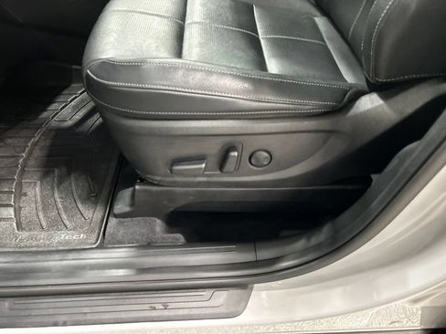 Used 2022 Kia Telluride EX w/ EX Premium Package AWD/4WD image 12