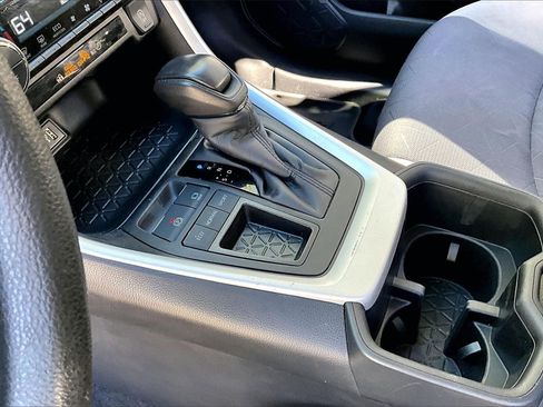 Used 2024 Toyota RAV4 XLE image 15