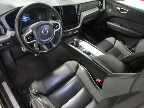 Used 2022 Volvo XC60 B5 R-Design w/ Advanced Package AWD/4WD image 20