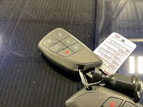 Used 2021 Chevrolet Suburban High Country w/ Premium Package AWD/4WD image 11