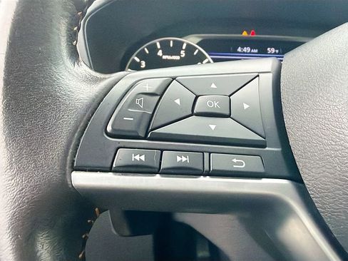 Used 2022 Nissan Altima 2.5 SR FWD image 32