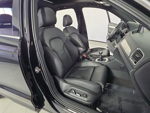 Used 2018 Audi Q3 2.0T Premium Plus w/ Premium Plus Package image 19