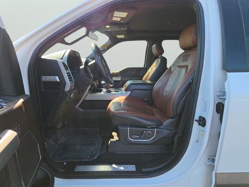 Used 2018 Ford F150 King Ranch w/ Equipment Group 601A Luxury AWD/4WD image 15