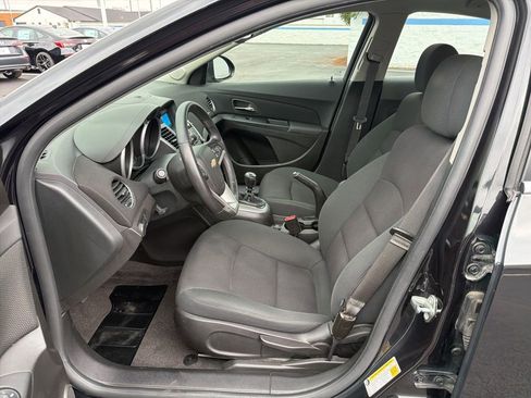 Used 2012 Chevrolet Cruze Eco image 17