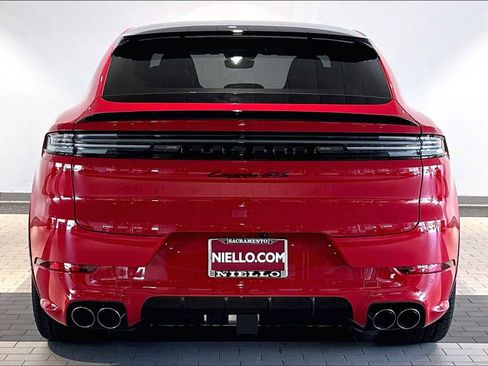 New 2026 Porsche Cayenne GTS AWD/4WD image 6