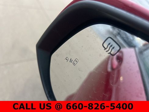 Certified 2025 Toyota Sienna LE image 11