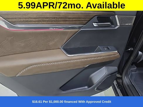 New 2026 GMC Acadia Denali Ultimate w/ LPO, Floor Liner Package AWD/4WD image 15