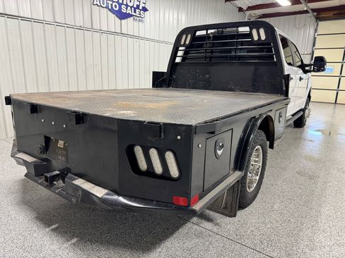 Used 2019 Ford F350 XL w/ Power Equipment Group image 9