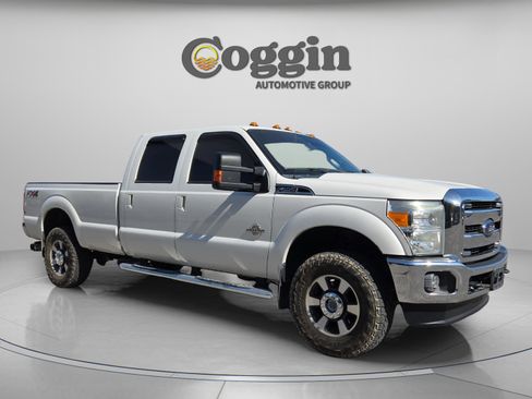 Used 2016 Ford F250 Lariat w/ FX4 Off-Road Package image 7