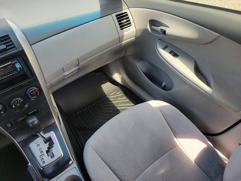 Used 2010 Toyota Corolla LE w/ All Weather Guard Pkg FWD image 24