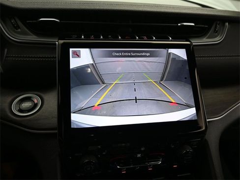 New 2025 Jeep Grand Cherokee L Limited image 37