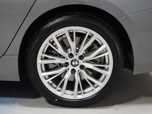 Used 2023 BMW 330i xDrive Sedan w/ Premium Package image 31