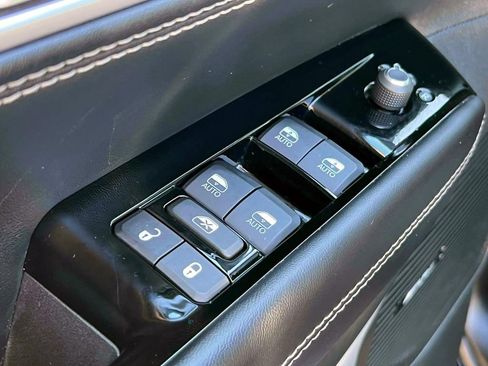 Used 2022 Jeep Wagoneer Series I w/ Convenience Group I AWD/4WD image 21
