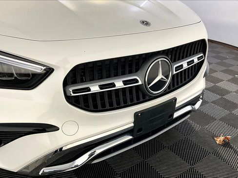 Used 2026 Mercedes-Benz GLA 250 4MATIC image 32
