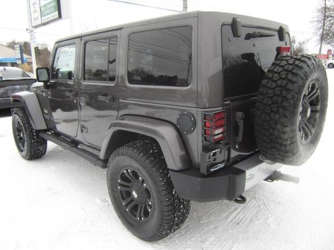 Used 2014 Jeep Wrangler Unlimited Sahara w/ Dual Top Group image 6