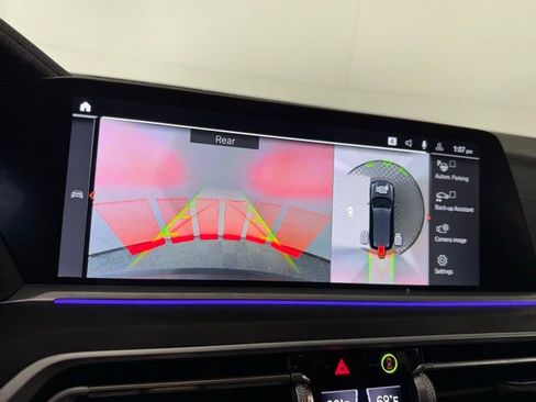 Used 2021 BMW X7 xDrive40i w/ M Sport Package image 19