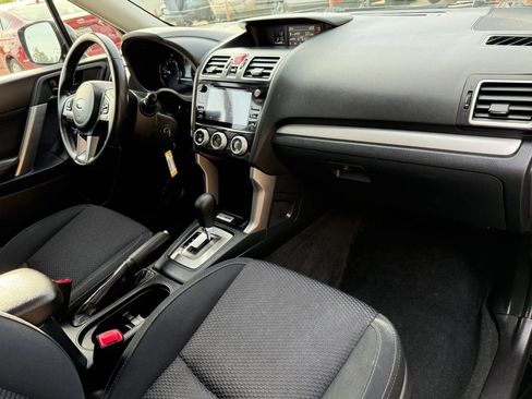 Used 2018 Subaru Forester 2.5i Premium AWD/4WD image 26