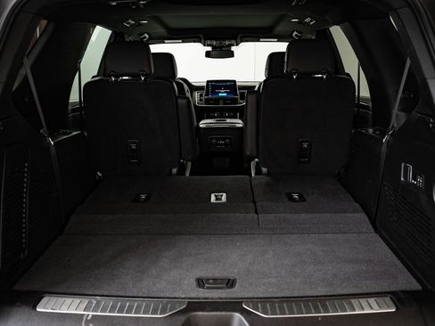 Used 2023 Chevrolet Tahoe RST w/ Sport Performance Package image 22