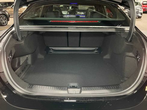 New 2026 Mercedes-Benz E 350 4MATIC Sedan image 16