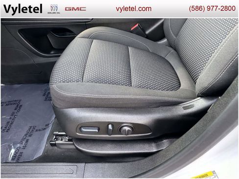 Certified 2023 GMC Acadia SLE w/ Driver Convenience Package image 18