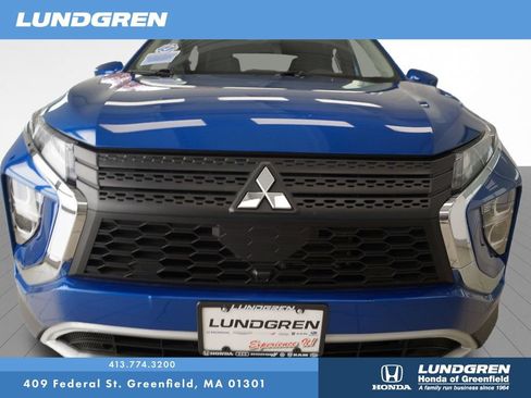 Used 2025 Mitsubishi Eclipse Cross SE AWD/4WD image 2