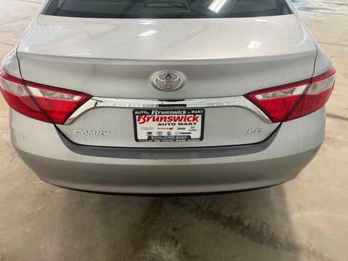 Used 2017 Toyota Camry LE FWD image 16