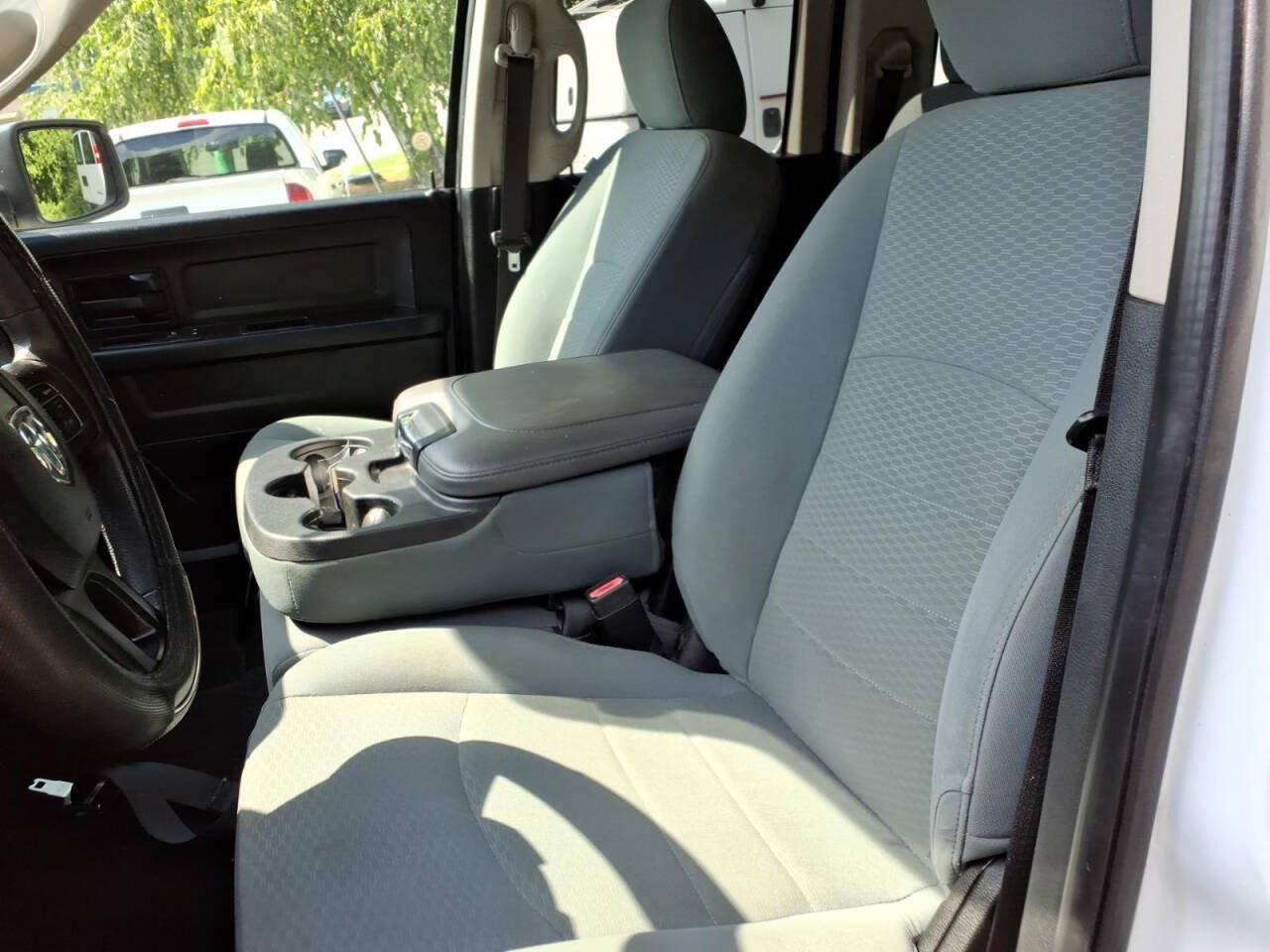 Used 2019 RAM 1500 Express w/ Express Value Package RWD image 16