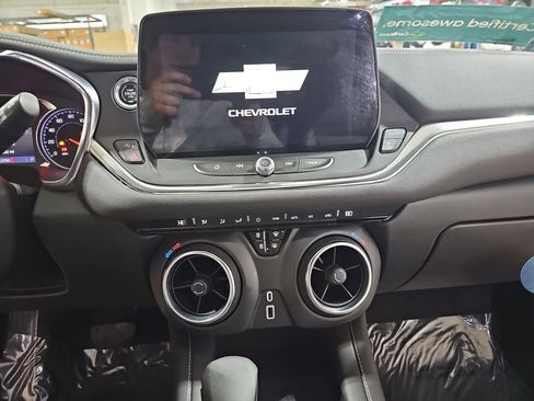 Used 2023 Chevrolet Blazer LT w/ Driver Confidence Package image 23