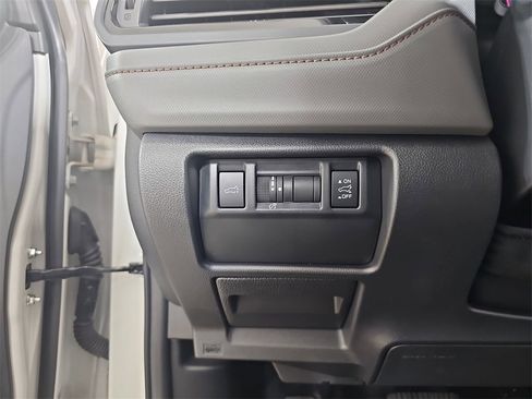 Used 2025 Subaru Forester Sport image 30