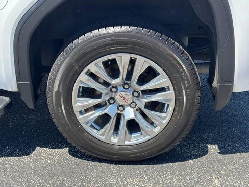 Certified 2021 GMC Sierra 1500 Denali w/ Driver Alert Package II AWD/4WD image 9
