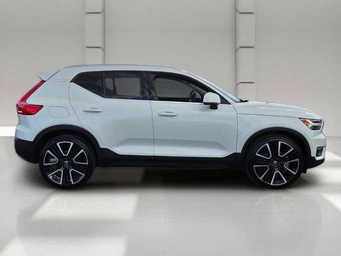 Used 2022 Volvo XC40 T5 Inscription w/ Advanced Package AWD/4WD image 6