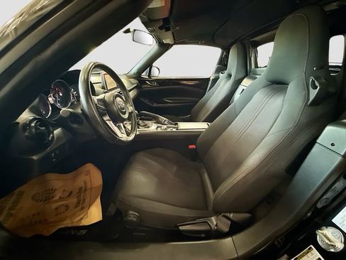Used 2017 MAZDA MX-5 Miata RF Club RWD image 19