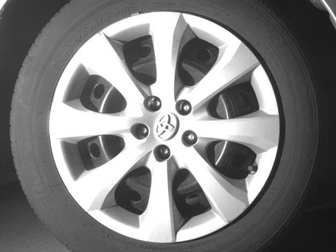 Used 2025 Toyota Corolla LE image 13