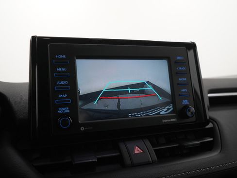 Used 2021 Toyota RAV4 LE AWD/4WD image 27