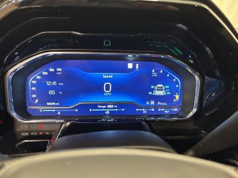 Used 2023 Chevrolet Silverado 1500 RST image 32