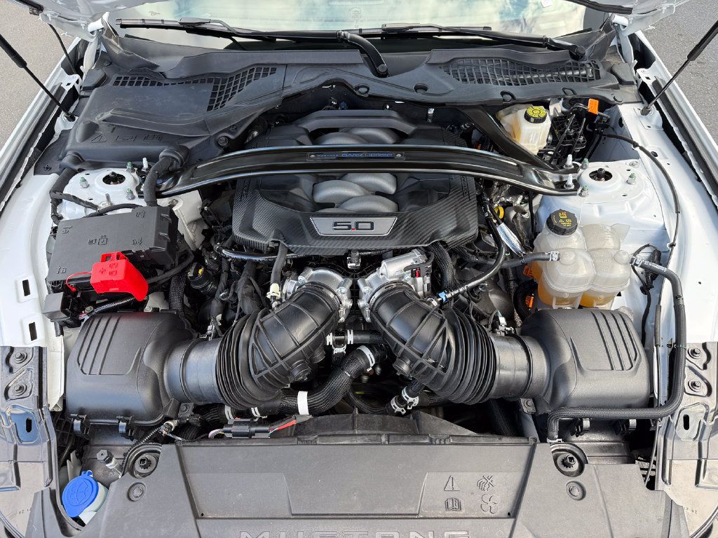 Used 2025 Ford Mustang Dark Horse RWD image 14