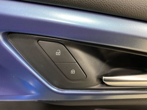 New 2026 Chevrolet Equinox EV LT image 18