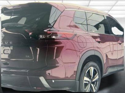 Used 2025 Nissan Rogue SL w/ SL Premium Package