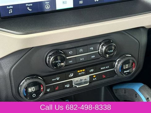 Certified 2024 Ford Bronco Wildtrak AWD/4WD image 25