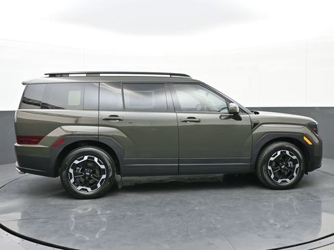 Used 2024 Hyundai Santa Fe SEL image 3