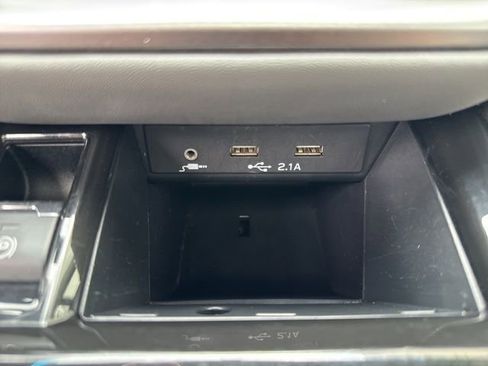 Used 2020 Subaru Outback Limited image 13