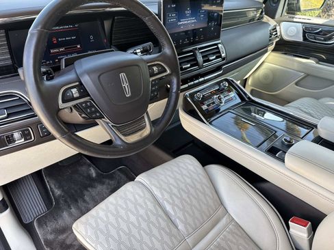 Used 2023 Lincoln Navigator Black Label image 21