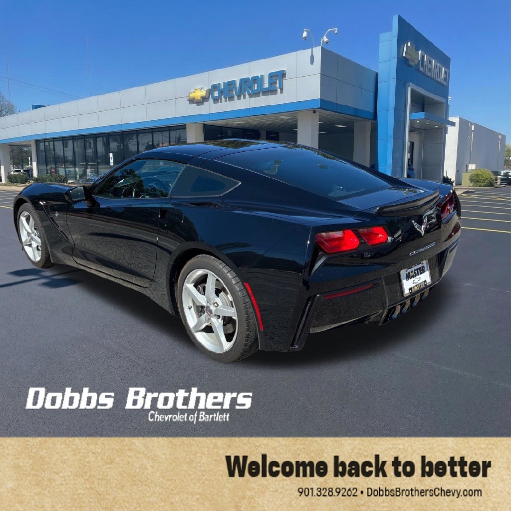 Used 2015 Chevrolet Corvette Stingray Coupe RWD image 3