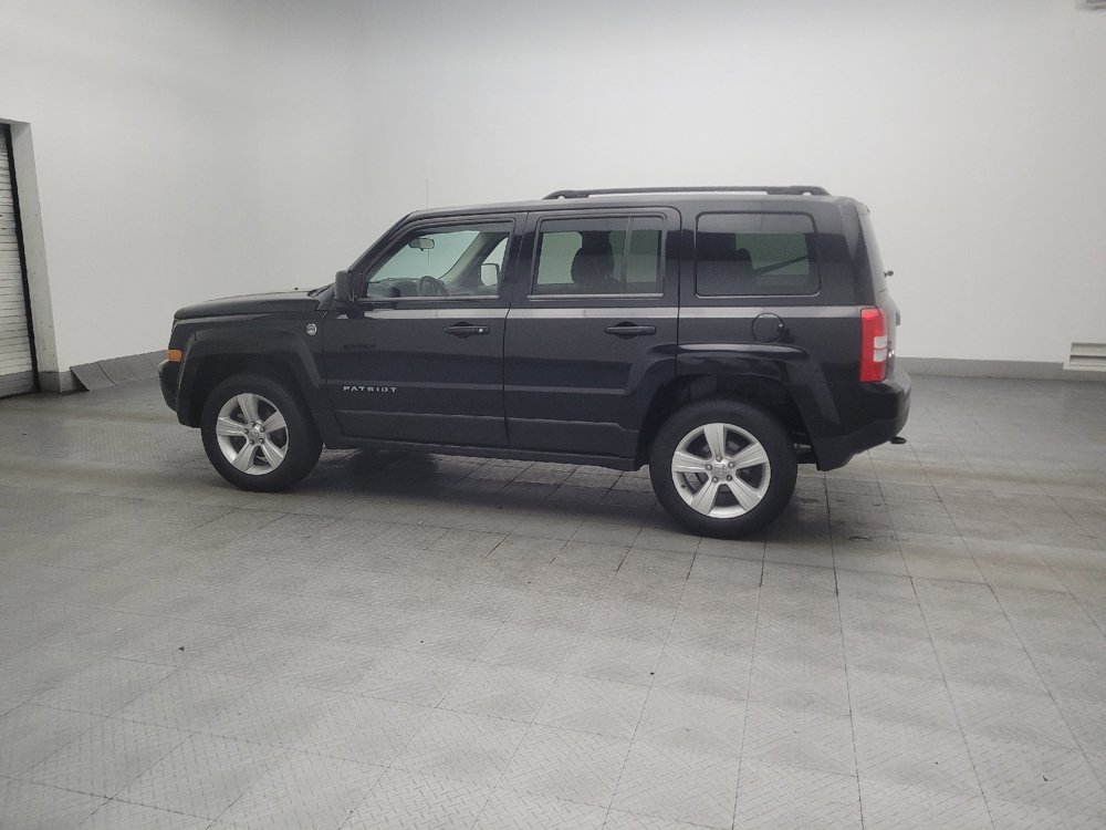 Used 2014 Jeep Patriot Latitude AWD/4WD image 3